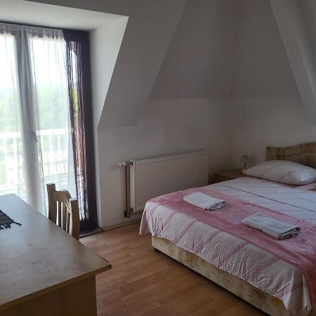 Bed and Breakfast Pansion Brod Exterior foto